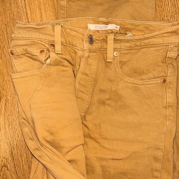 Levi’s Ribcage Straight work/khaki pants - Picture 2 of 5